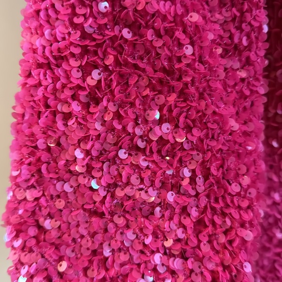 Hot pink sequin one-shoulder gown! - Picture 4 of 7